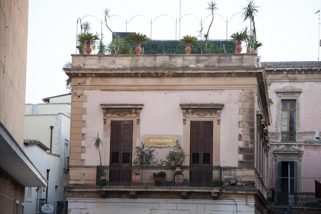B&B Il Castello ليتشي الغرفة الصورة